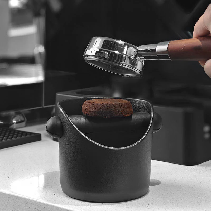 Caja de golpe de café absorben - Coffee Knock Box reseña y precio